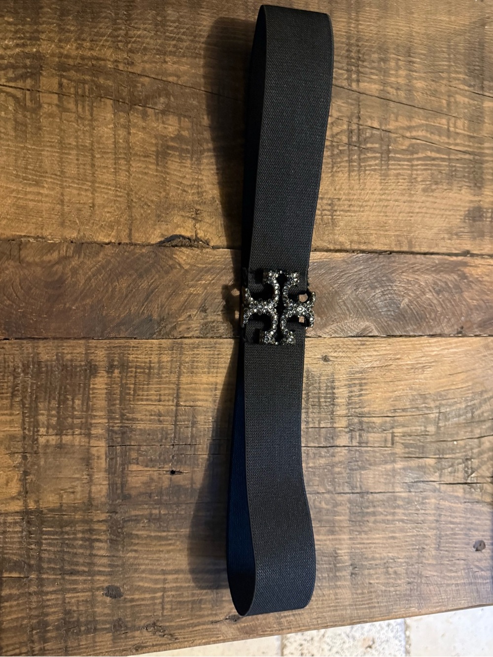 Tory Burch elastic women’s Black Logo Buckle Belt with Crystal Accent - Picture 2 of 3